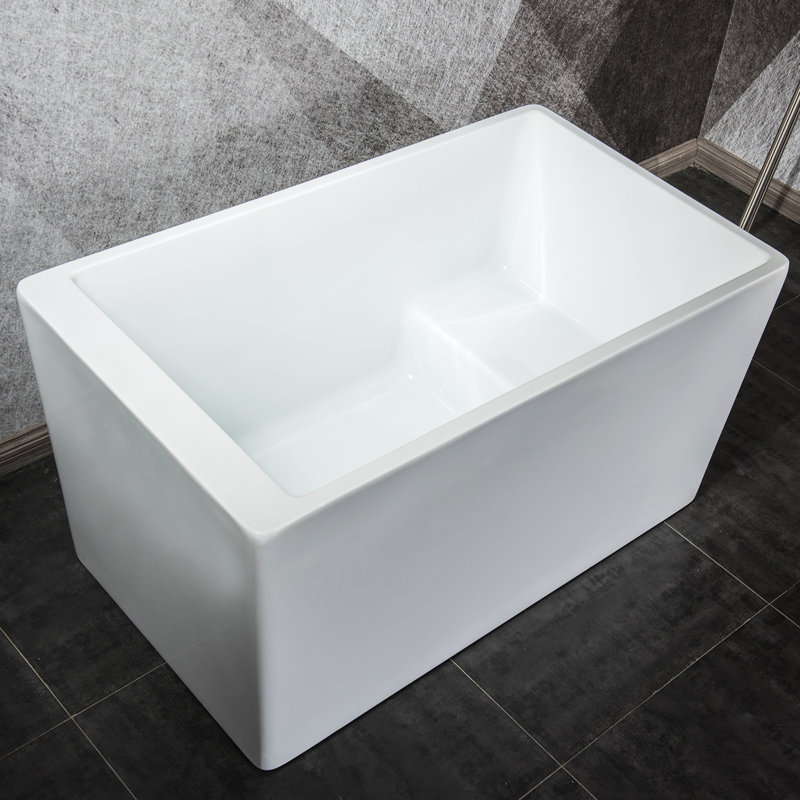 HHK HOME 67" x 30" Freestanding Soaking Acrylic Bathtub with Integrated